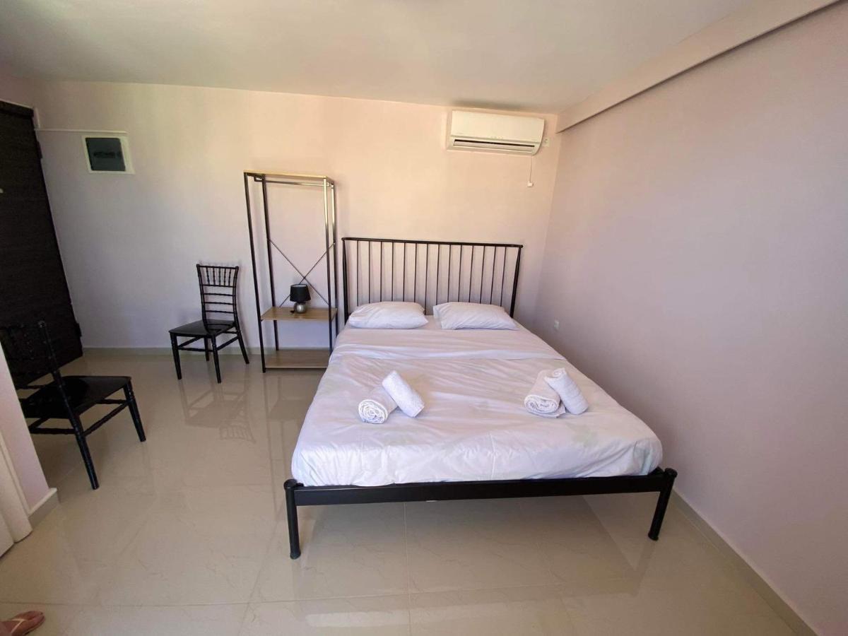 Lavrio 1Bdr Penthouse 7 Min On Foot From The Port Lejlighed Eksteriør billede