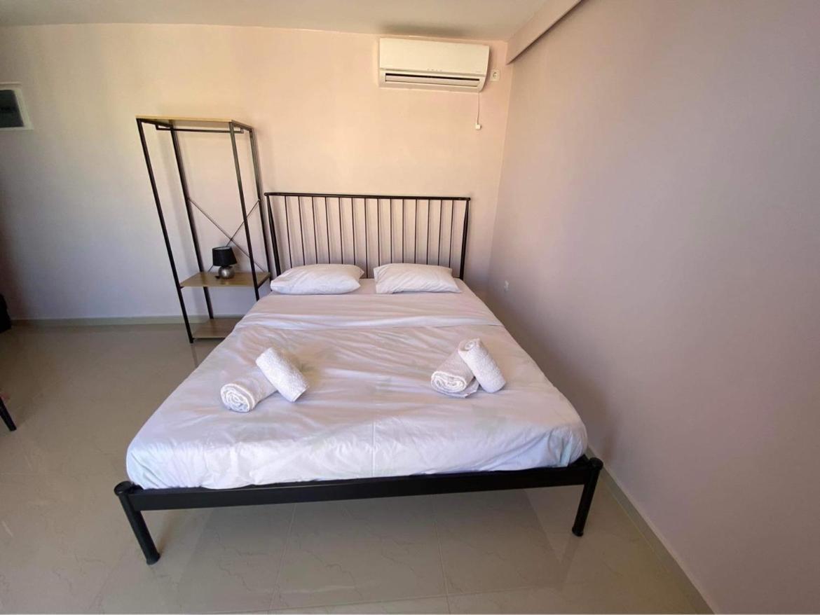 Lavrio 1Bdr Penthouse 7 Min On Foot From The Port Lejlighed Eksteriør billede